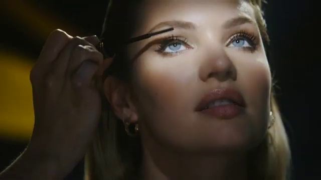 Max Factor Masterpiece Transform Mascara med Candice Swanepoel смотреть онлайн
