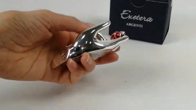 Фигурка "Рука с божьей коровкой" смотреть онлайн