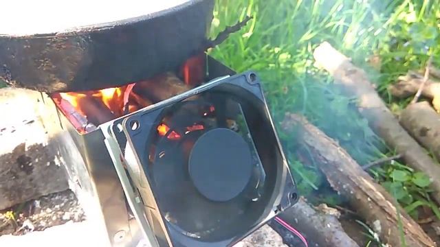 Самодельный нагнетатель для печки-щепочницы. смотреть онлайн