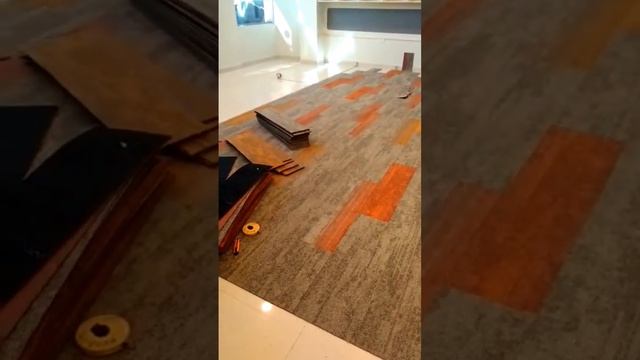 let me go down slowly. #carpetdesign #carpet orange and grey straight pattern. смотреть онлайн