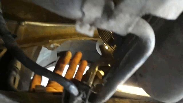 Как снять генератор Nissan Teana. смотреть онлайн