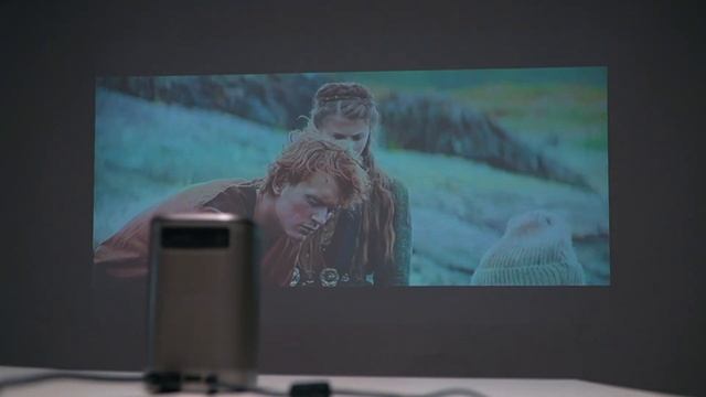 Проектор с ЛАДОШКУ! Работает еще и как колонка - AOPEN AV10a | Обзор смотреть онлайн