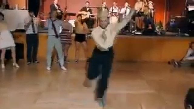 Танцы-шманцы У бегемота нету талии... ULHS 2012 Solo Jazz Finals смотреть онлайн