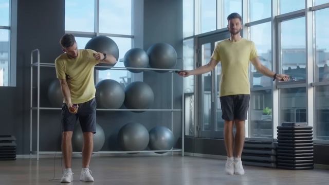 Apple AirPods Pro. Просто волшебно. Как никогда. смотреть онлайн