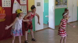 Танец Мишка Гумми бер