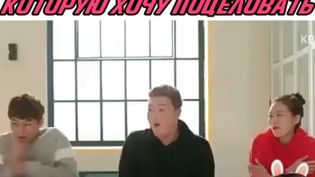 Заставил девушку краснеть смотреть онлайн