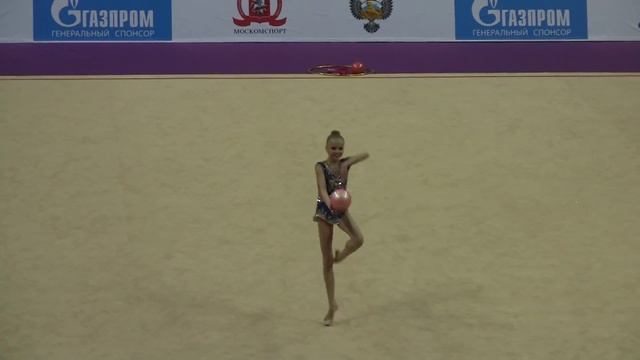 Емолова Алина мяч смотреть онлайн