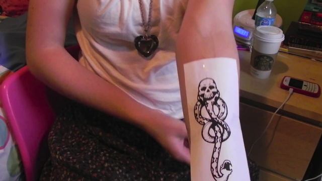 HOW TO MAKE A DARK MARK смотреть онлайн