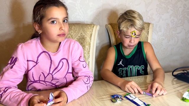 РИЛИ ПРОБУЕТ КИСЛЯТИНУ смотреть онлайн