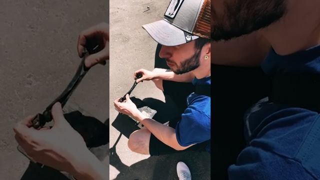 Как поменять аккумулятор на Форд Фокус 3 и сбросить BMS #car смотреть онлайн