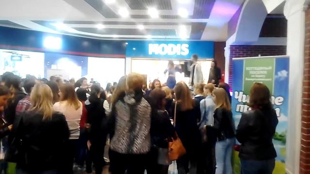Бабка исполняет трц Европа Липецк смотреть онлайн