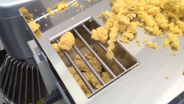 IDEA Pasta Extruder Attachment for Planetary Mixers смотреть онлайн