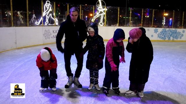 Как научить ребенка кататься на коньках смотреть онлайн