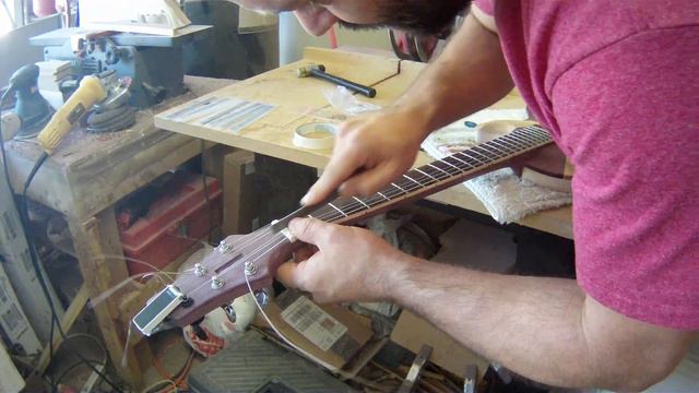 Guitar Build 12.13 - Placing the Bridge & Cutting a Nut смотреть онлайн