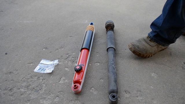 AGX Rear Shocks смотреть онлайн
