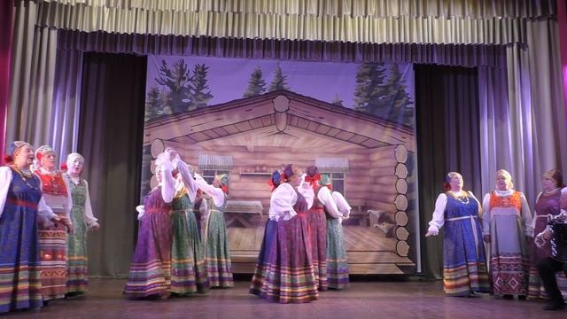 Народный самодеятельный коллектив ансамбль песни "ЛИРА" - "ВЕРЕТЕЙСКАЯ КАДРИЛЬ" смотреть онлайн