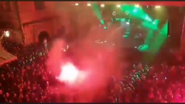 Stradun, Dubrovnik 6.12.2019. M.P. Thompson - Ljutu travu na ljutu ranu смотреть онлайн