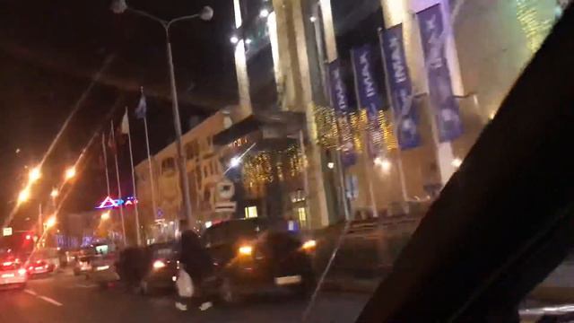 Осенние прогулки по вечернему Воронежу. смотреть онлайн