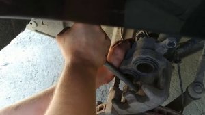 Замена передних колодок на Nissan X-Trail T-30