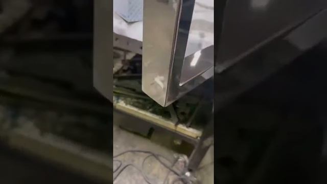 Подстолье из нержавейки с зеркальной полировкой