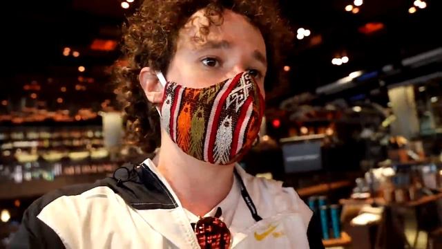 Así es un Starbucks VIP de lujo: Starbucks Reserve NY ☕️💰 смотреть онлайн