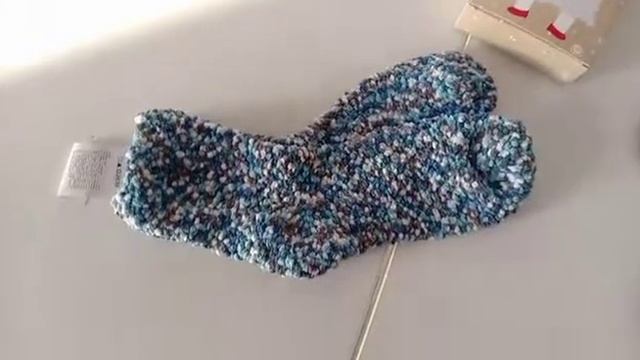 Носки женские и мужские от компаний Орифлэйм! смотреть онлайн