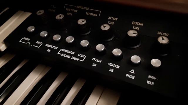 Organs Galore Kawai, Conn 532, Yammy Electone, Lowrey Promenade, Wurly Orbit 3, Hammonds, Elka x-60 смотреть онлайн