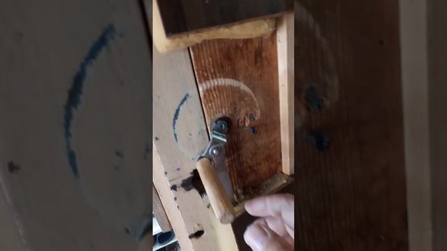 Приспособление для плотного закрывания двери. смотреть онлайн