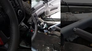 vw Passat b5+ 2002 г проблема с 205 реле горит постоянно габарит