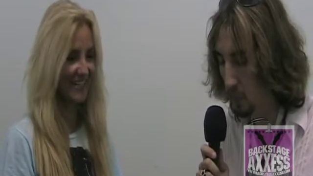 Sass Jordan Interview with BackstageAxxess.com (Part 1 of 3) смотреть онлайн