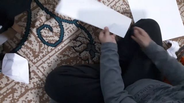 как сделать подставку для телефона | 1 часть смотреть онлайн