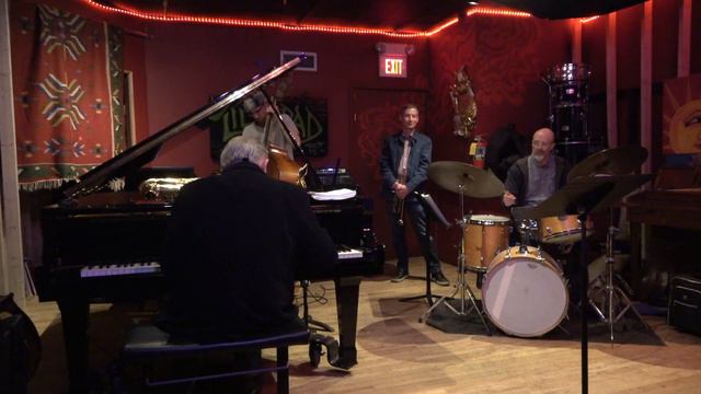 Jerry Bergonzi Quartet "Channeling" w/ Phil Grenadier, Sean Farias & Luther Gray 1/30/23 смотреть онлайн