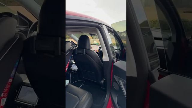 MUST-HAVE Tesla Model Y Accessories LIVE! смотреть онлайн