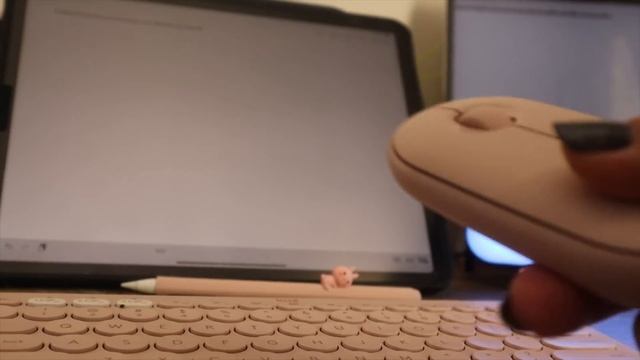Logitech k380 keyboard + M350 Pebble Wireless mouse | Quick Review | IPad Air 4 2020| iPad Pro 202 смотреть онлайн