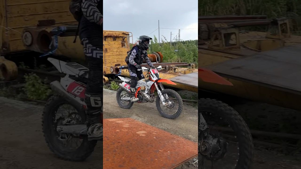 Еще успевает позировать смотреть онлайн