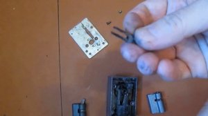 Замок накладной дверной ЗН1-1. Ремонт. Замена секрета.