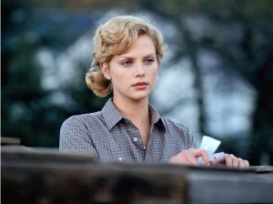 Шарлиз Терон {1975}, девочка с фермы, покорившая Голливуд