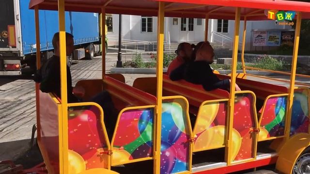 Прибыл новый паровоз в парк Аши смотреть онлайн