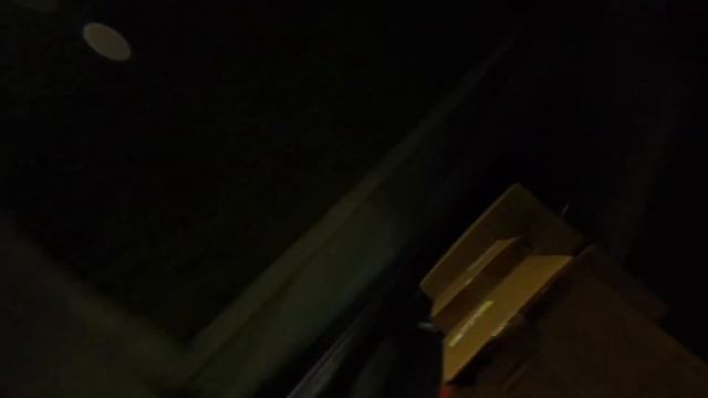 ?Food service driver’s...Pay ATTENTION when making deliveries at night! #trucking #delivery смотреть онлайн