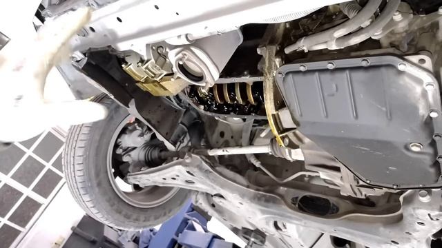 CHEVROLET AVEO TENÍA TODOS LOS SERVICIOS DE AGENCIA смотреть онлайн