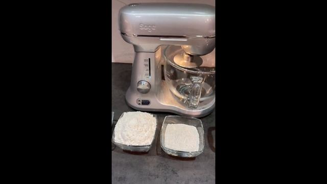 Sage The Bakery Boss - Unboxing - Erstes Bauernbrot backen mit der Küchenmaschine смотреть онлайн