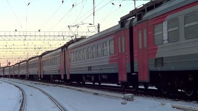 Встреча электропоездов ЭД4м-0380 и ЭД4м-0037/0326