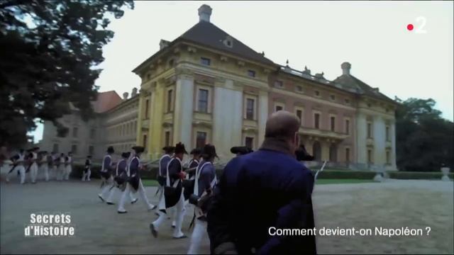 Secrets d'histoire - Comment devient-on Napoléon ? (Intégrale) смотреть онлайн