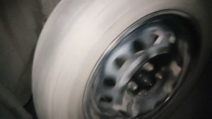 Проверка передних ступичных подшипников на TOYOTA COROLLA FIELDER 161