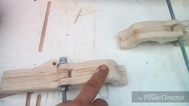 Рычажная вертикальная струбцина . [ Lever clamp] смотреть онлайн