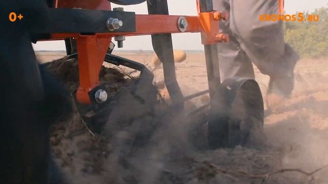 Обзор: Мотоблок Кентавр 2091Д и 2016Б (Toyokawa) с картофелекопалкой в работе смотреть онлайн