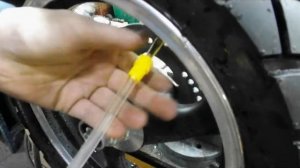 Герметик для ремонта бескамерных шин