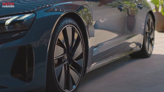 AUDI e-TRON GT CUIDADO Porsche Taycan ? смотреть онлайн