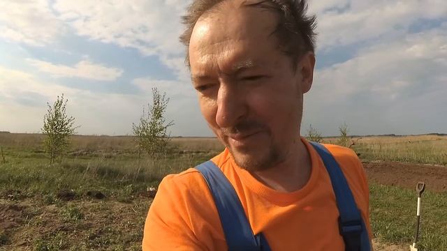 Любишь КАРТОШЕЧКУ есть, люби и САЖАТЬ! Посадка мотоблоком с фрезой и окучником. Как НЕМЦЫ? смотреть онлайн