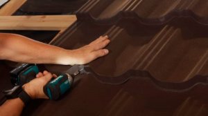 ЧТО ИЗ СЕБЯ ПРЕДСТАВЛЯЕТ МОДУЛЬНАЯ МЕТАЛЛОЧЕРЕПИЦА СО СКРЫТЫМ КРЕПЕЖОМ